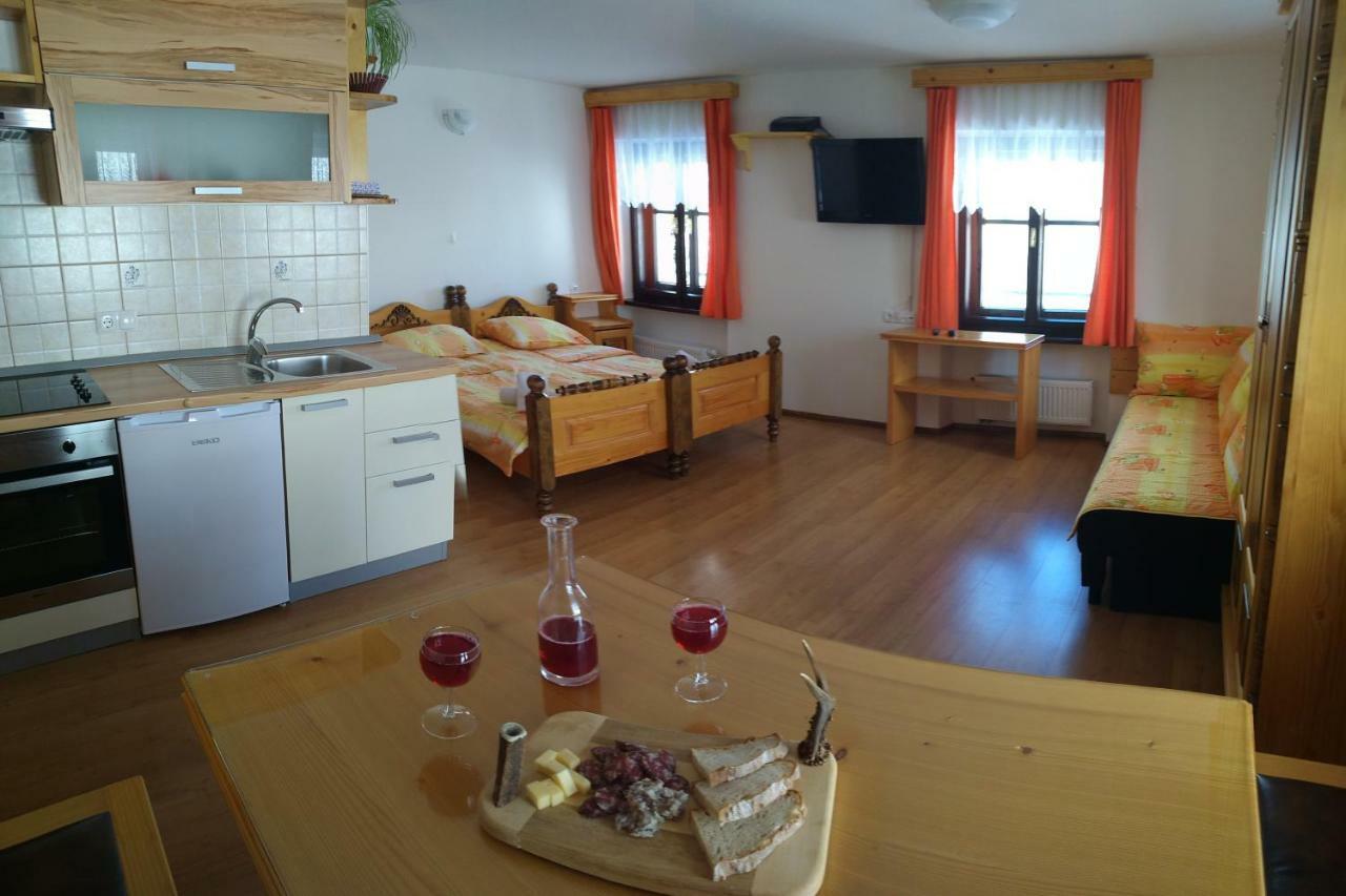 Apartments Cumar Cerkno Extérieur photo
